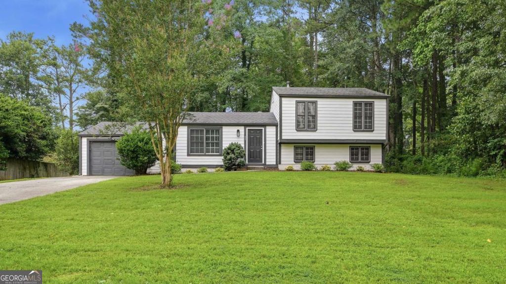 3569 Oak Knoll Drive, Marietta, GA 30068