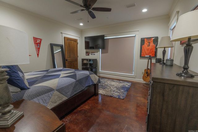 1155 Mountain Ridge Rd, Batesville, AR 72501