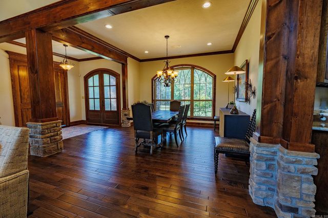 1155 Mountain Ridge Rd, Batesville, AR 72501