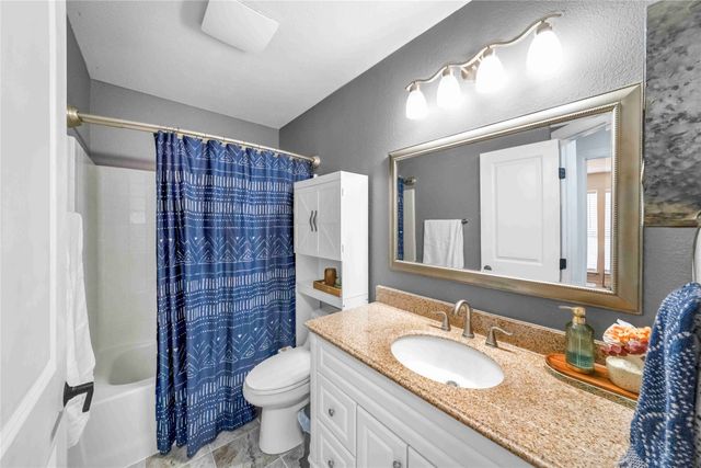 6913 Fairfield Drive, Rowlett, TX 75089