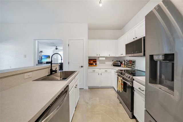 6913 Fairfield Drive, Rowlett, TX 75089