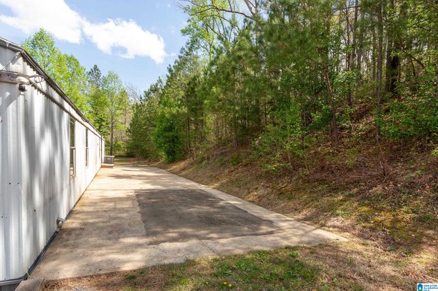 143 DARK HOLLOW ROAD, Ohatchee, AL 36271