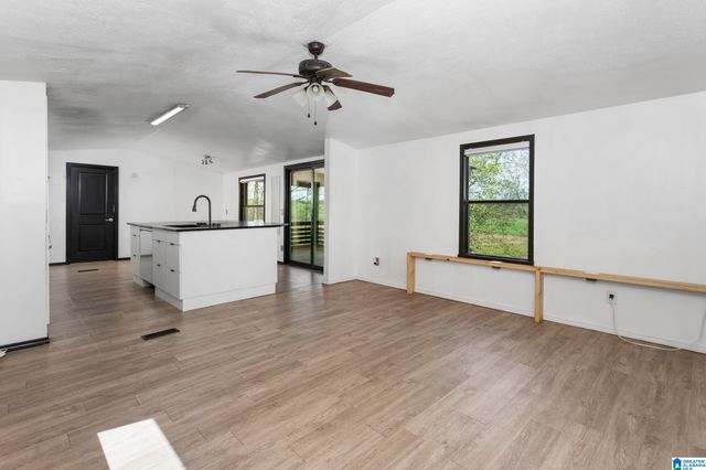 143 DARK HOLLOW ROAD, Ohatchee, AL 36271