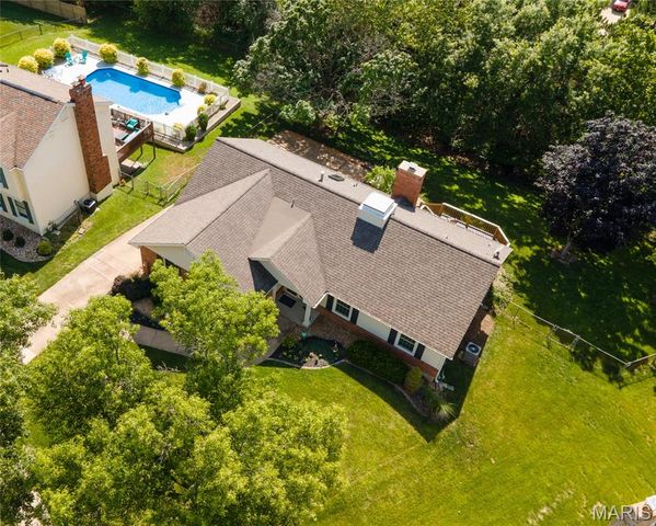 1617 W Field Avenue, Ellisville, MO 63011