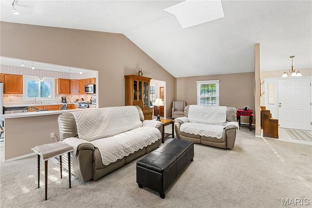 1617 W Field Avenue, Ellisville, MO 63011