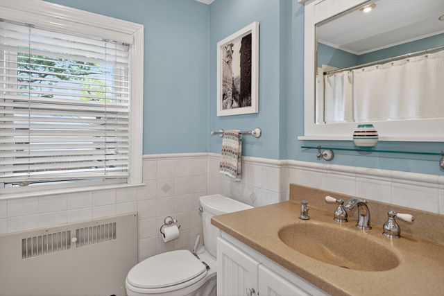 18 Gilmore Rd, Belmont, MA 02478