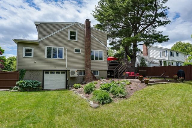 18 Gilmore Rd, Belmont, MA 02478