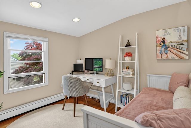 18 Gilmore Rd, Belmont, MA 02478