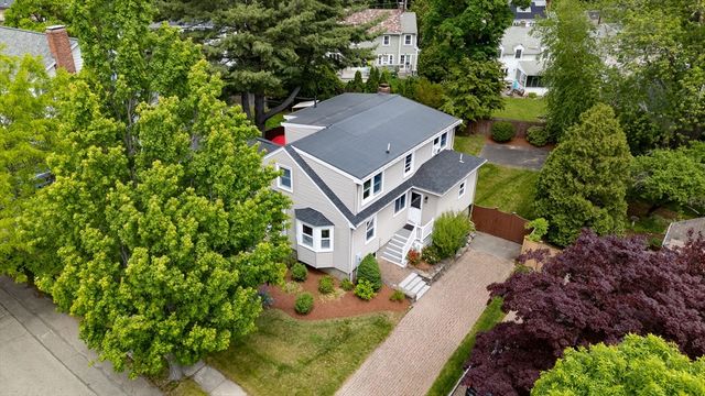 18 Gilmore Rd, Belmont, MA 02478