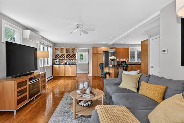 18 Gilmore Rd, Belmont, MA 02478