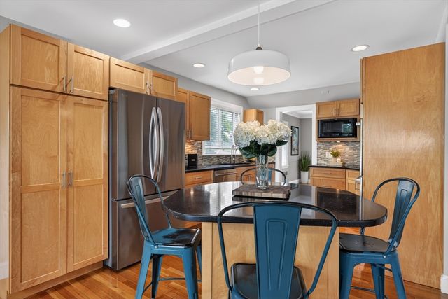 18 Gilmore Rd, Belmont, MA 02478