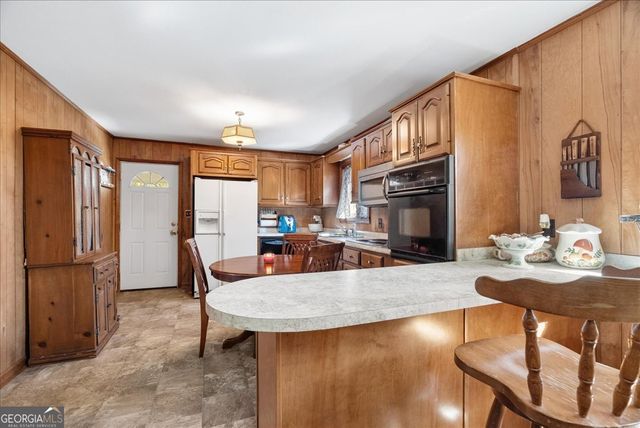 450 Oak Hill Drive, Trion, GA 30753