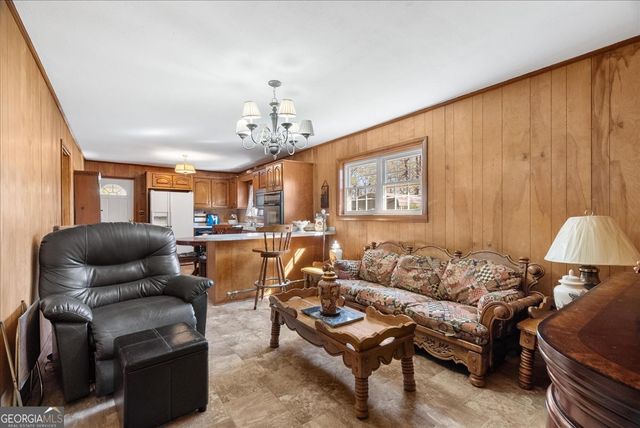 450 Oak Hill Drive, Trion, GA 30753