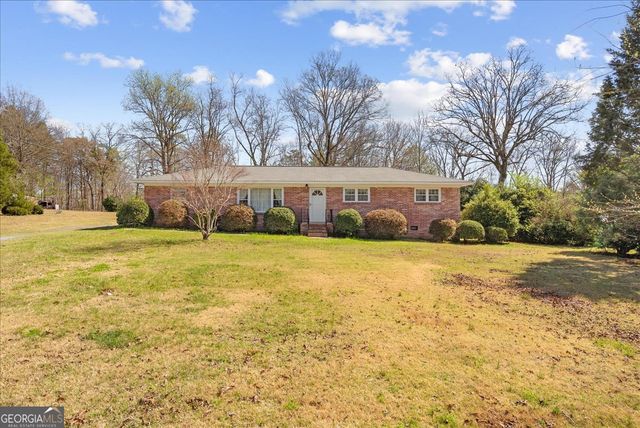 450 Oak Hill Drive, Trion, GA 30753