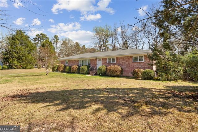 450 Oak Hill Drive, Trion, GA 30753