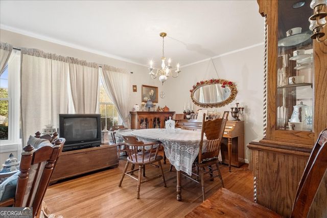 450 Oak Hill Drive, Trion, GA 30753