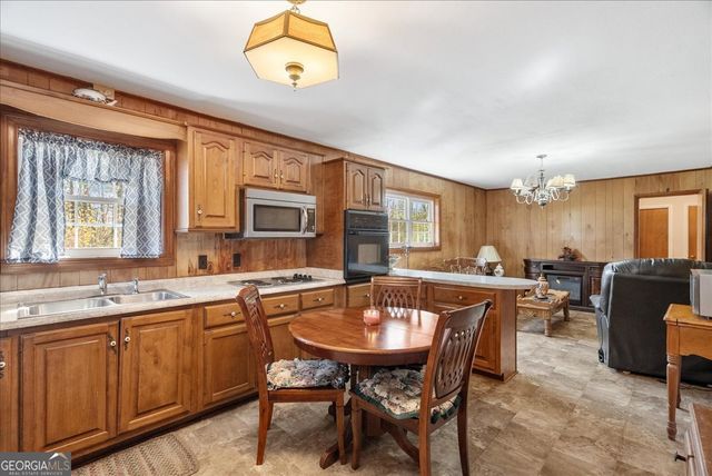 450 Oak Hill Drive, Trion, GA 30753