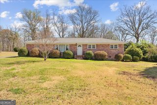 450 Oak Hill Drive, Trion, GA 30753
