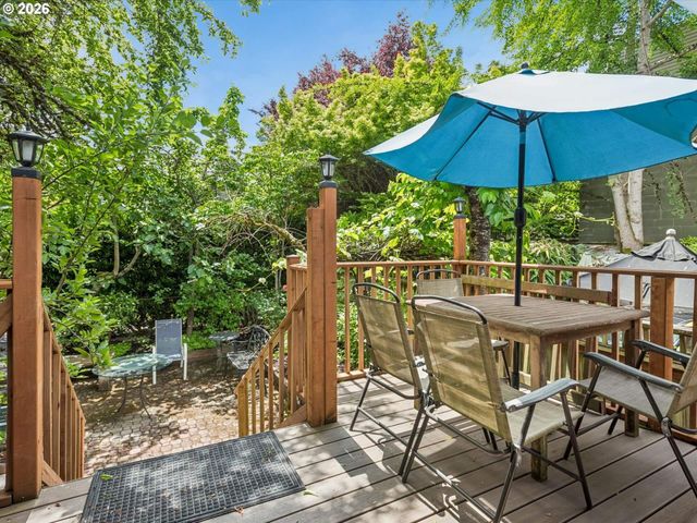 2632 Nw THURMAN St, Portland, OR 97210