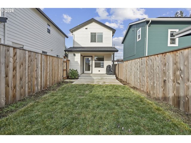 5470 Se Bybee Blvd C, Portland, OR 97206