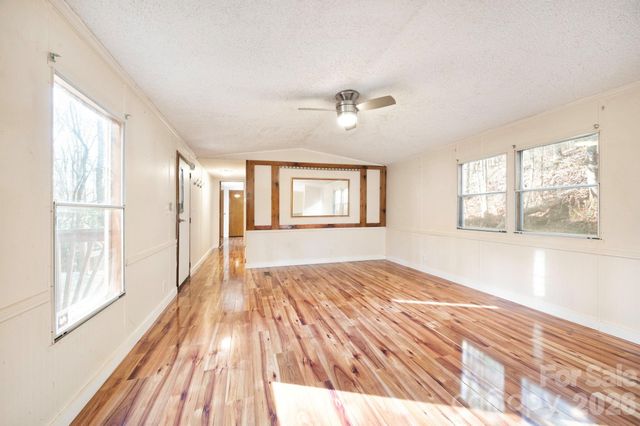 101 Laurel Loop, Fletcher, NC 28732