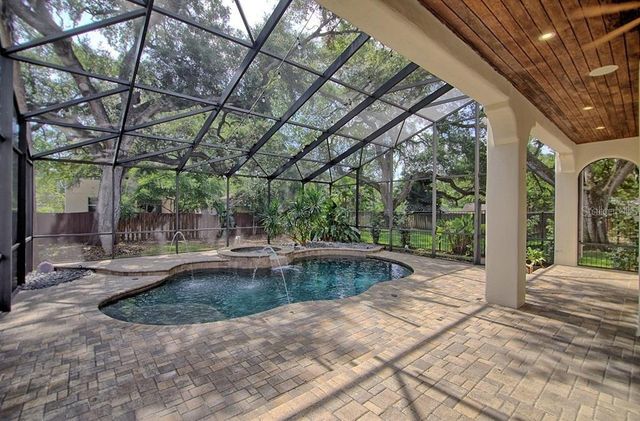5908 S SWITZER AVENUE, Tampa, FL 33611