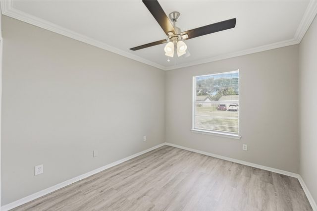 1608 Winderemere Drive, Arlington, TX 76014