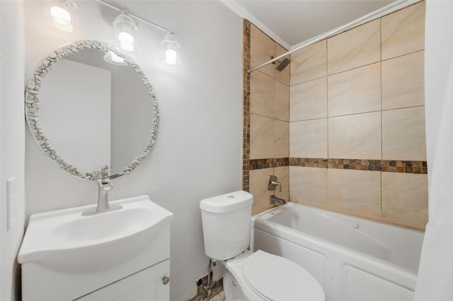 1608 Winderemere Drive, Arlington, TX 76014