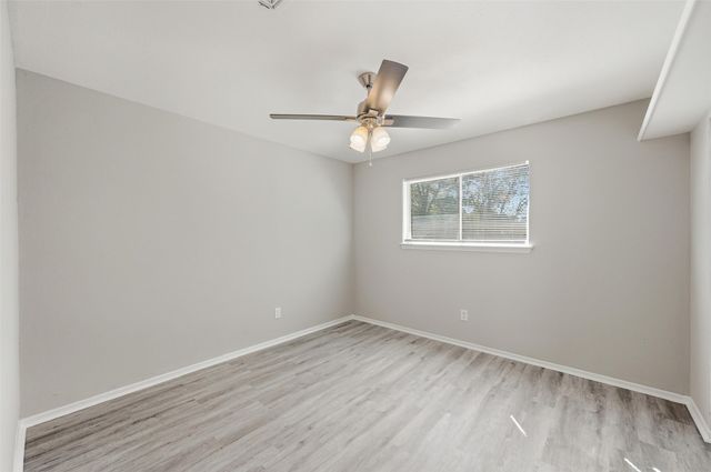 1608 Winderemere Drive, Arlington, TX 76014