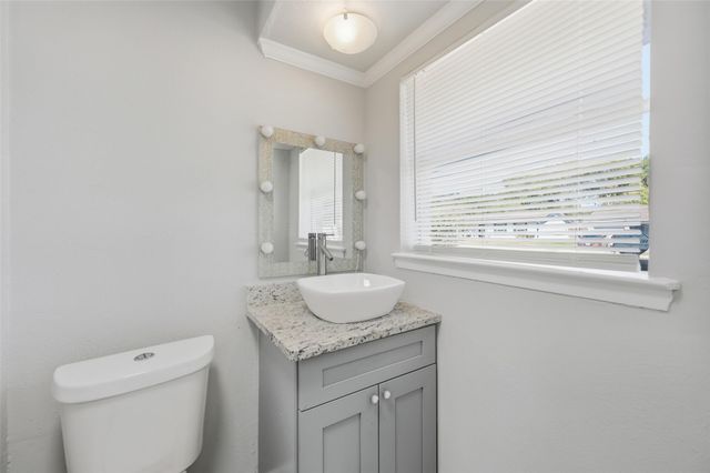 1608 Winderemere Drive, Arlington, TX 76014
