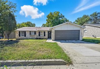 1608 Winderemere Drive, Arlington, TX 76014