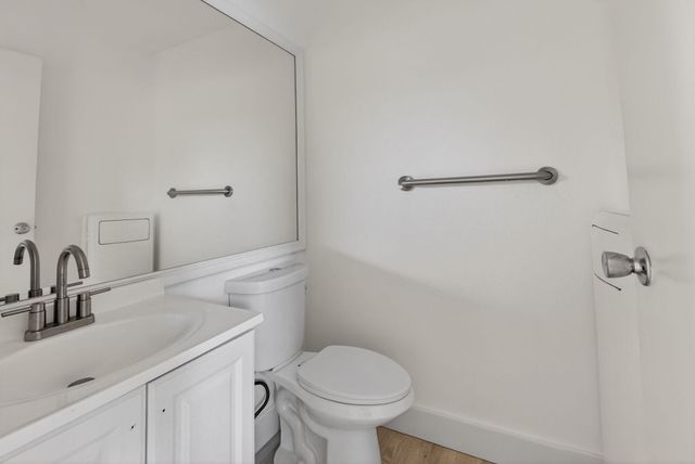 155 Seville G, Delray Beach, FL 33446
