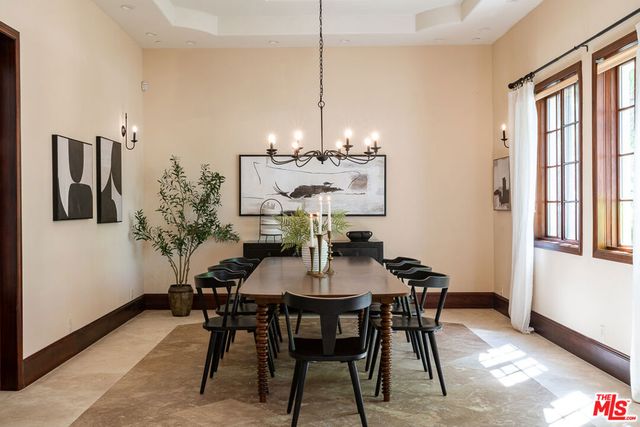 4910 Valjean Avenue, Encino, CA 91436