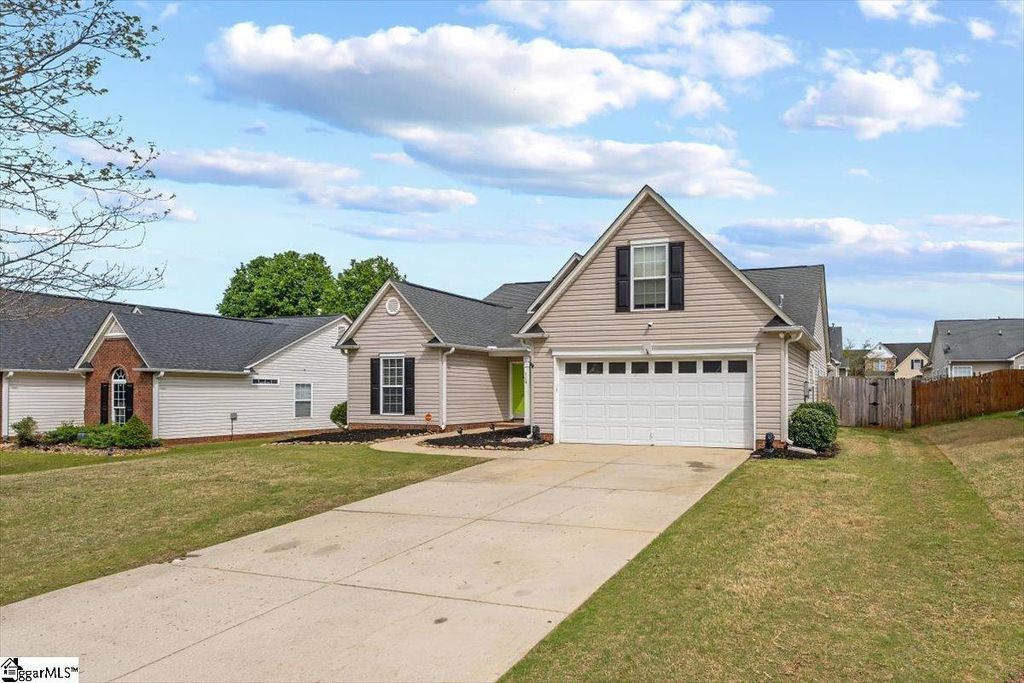 110 Hickory Run Drive, Easley, SC 29642