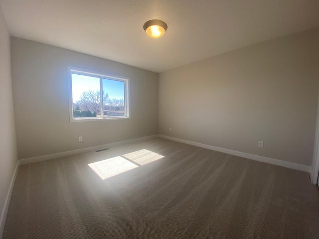 13763 Hollybrook Circle, Apple Valley, MN 55124