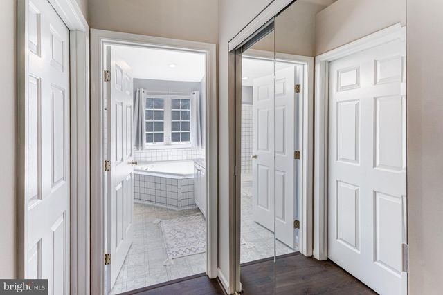 17701 AVENEL LN, Dumfries, VA 22026
