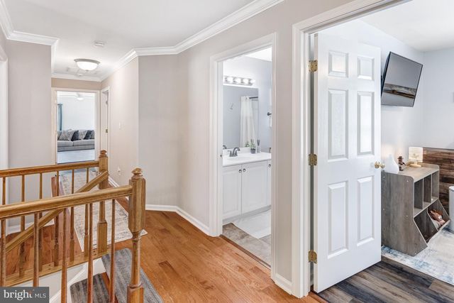 17701 AVENEL LN, Dumfries, VA 22026