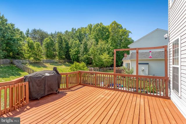 17701 AVENEL LN, Dumfries, VA 22026