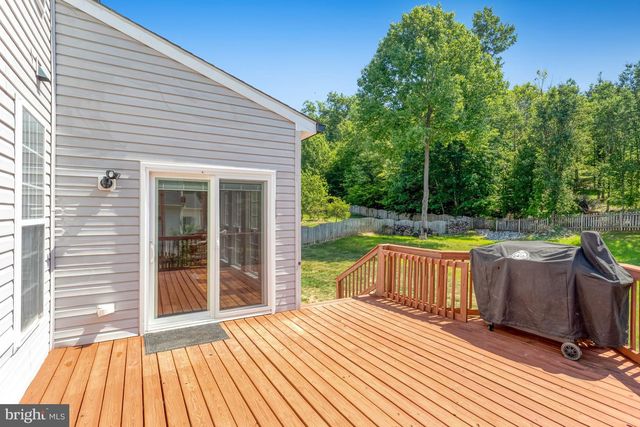 17701 AVENEL LN, Dumfries, VA 22026