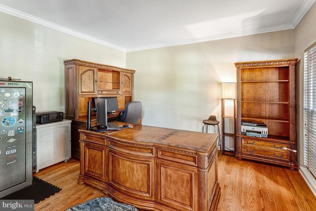 17701 AVENEL LN, Dumfries, VA 22026