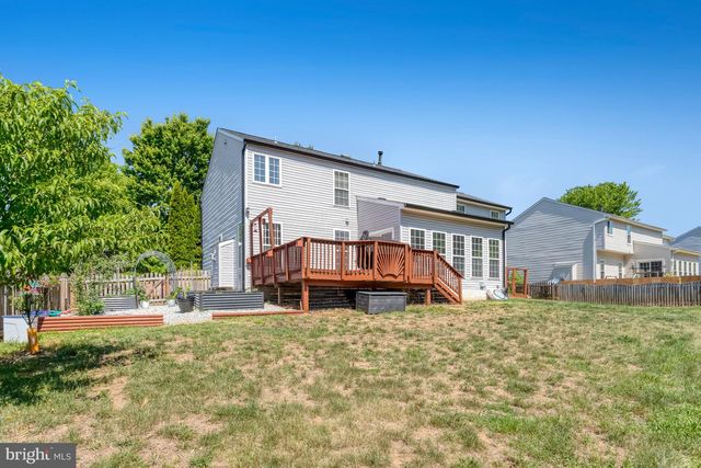 17701 AVENEL LN, Dumfries, VA 22026