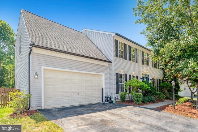 17701 AVENEL LN, Dumfries, VA 22026