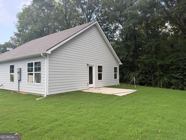 1110 7th Street, West Point, GA 31833