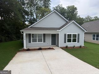 1110 7th Street, West Point, GA 31833