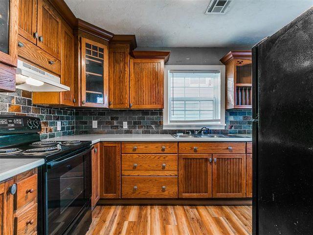 811 Kansas Street, Norman, OK 73069