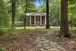 1225 Johnny Hall Rd, Burns, TN 37029