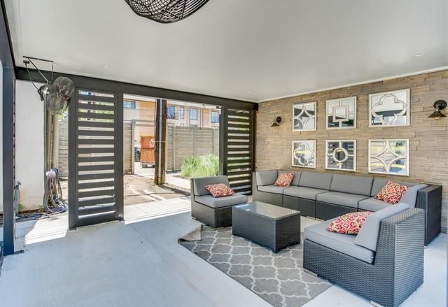 2800 Douglas Avenue 203, Dallas, TX 75219