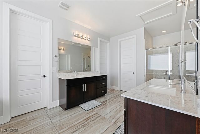 216 Glen Lee Street, Henderson, NV 89012