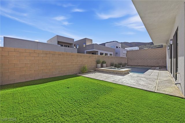 216 Glen Lee Street, Henderson, NV 89012