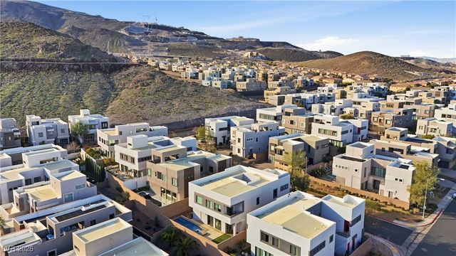 216 Glen Lee Street, Henderson, NV 89012